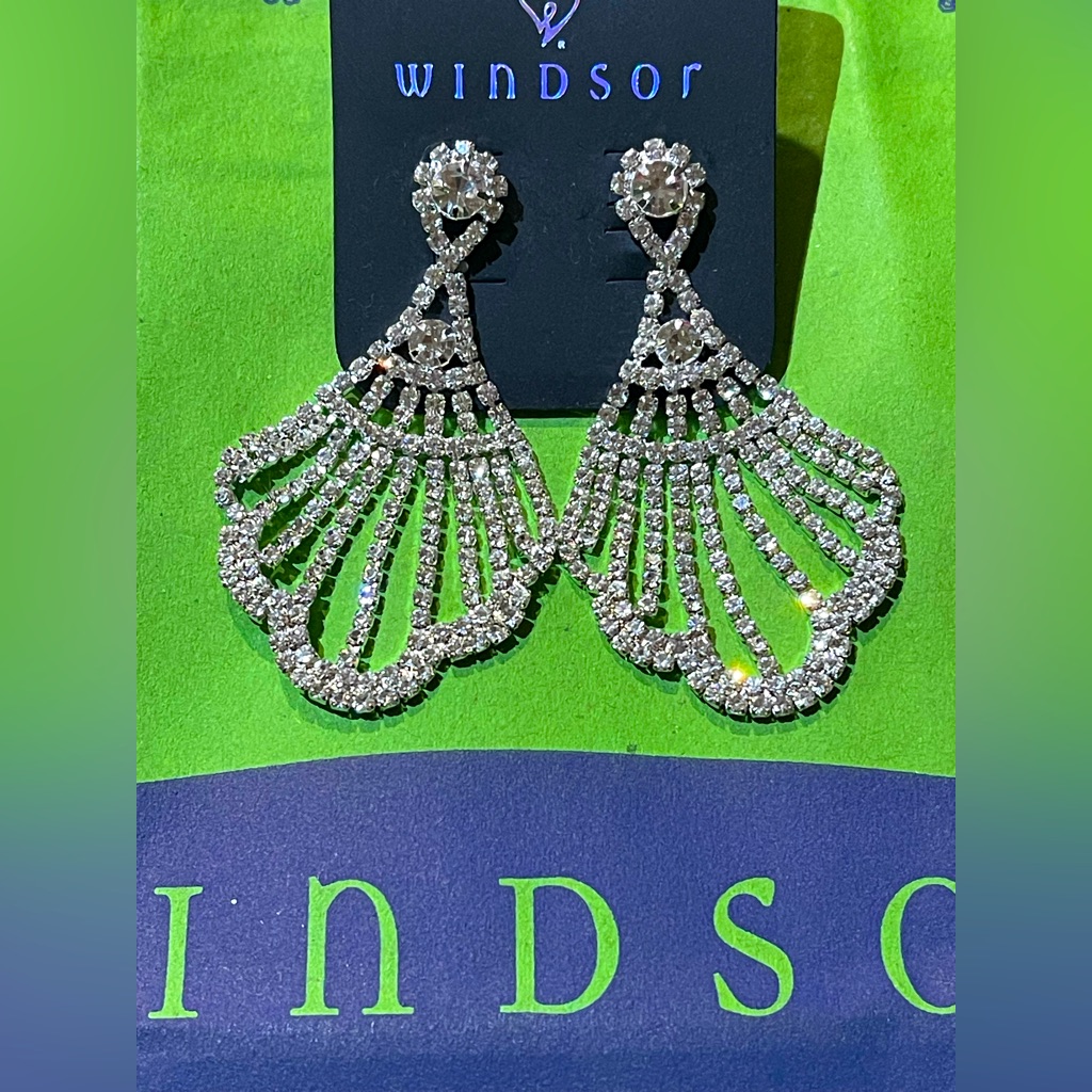 Brand New! Stunning Rhinestone Decco Style Earrings From Windsor!